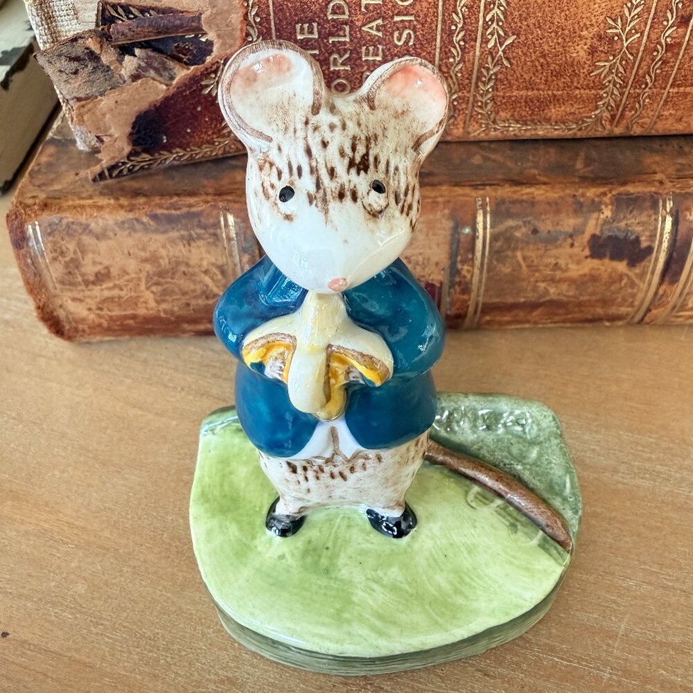 Vintage Beswick Kitty Mac Bride "A Snack" Mouse with Banana - Picture 11 of 13